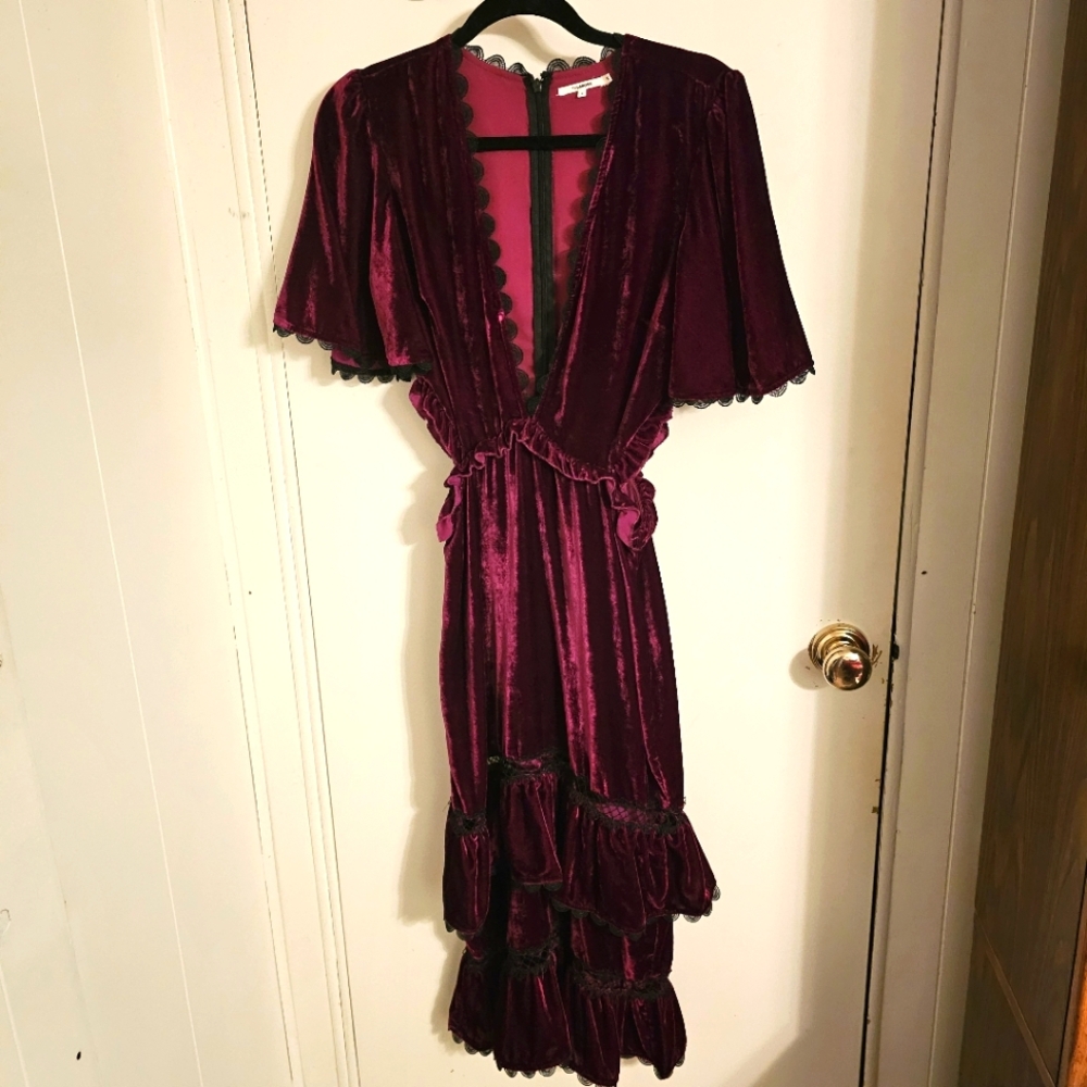 Tularosa Kaylee Dress in Plum Size S